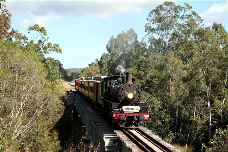 Crossing the Clohesy River bridge, at Koah.