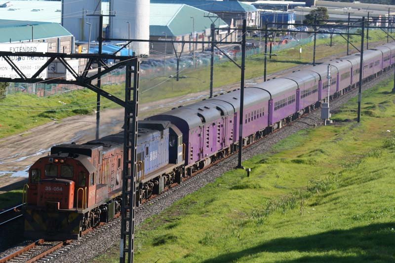 Class 35's 054 &amp; 004 in charge