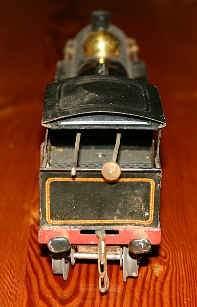 4 - Rear view - note the controls for the clcokwork.  K R Wilson-Smith Oct 2009