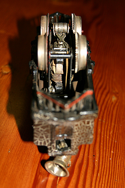 8 - Close-up of mechanism     K R Wilson-Smith  Oct 2009