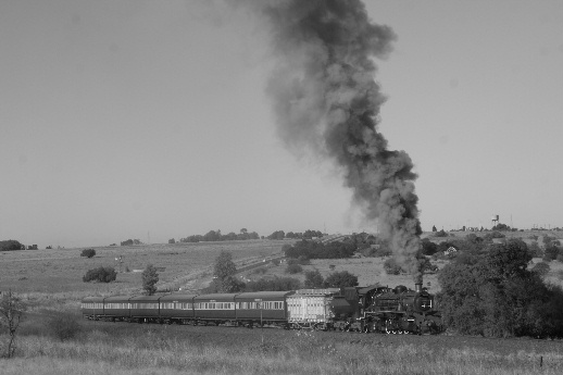 3664 is seen climbing from Montrose up to the summit<br /><br />Photo by Chris Janisch 10/06/07