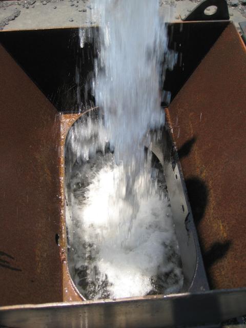 The water rushes in